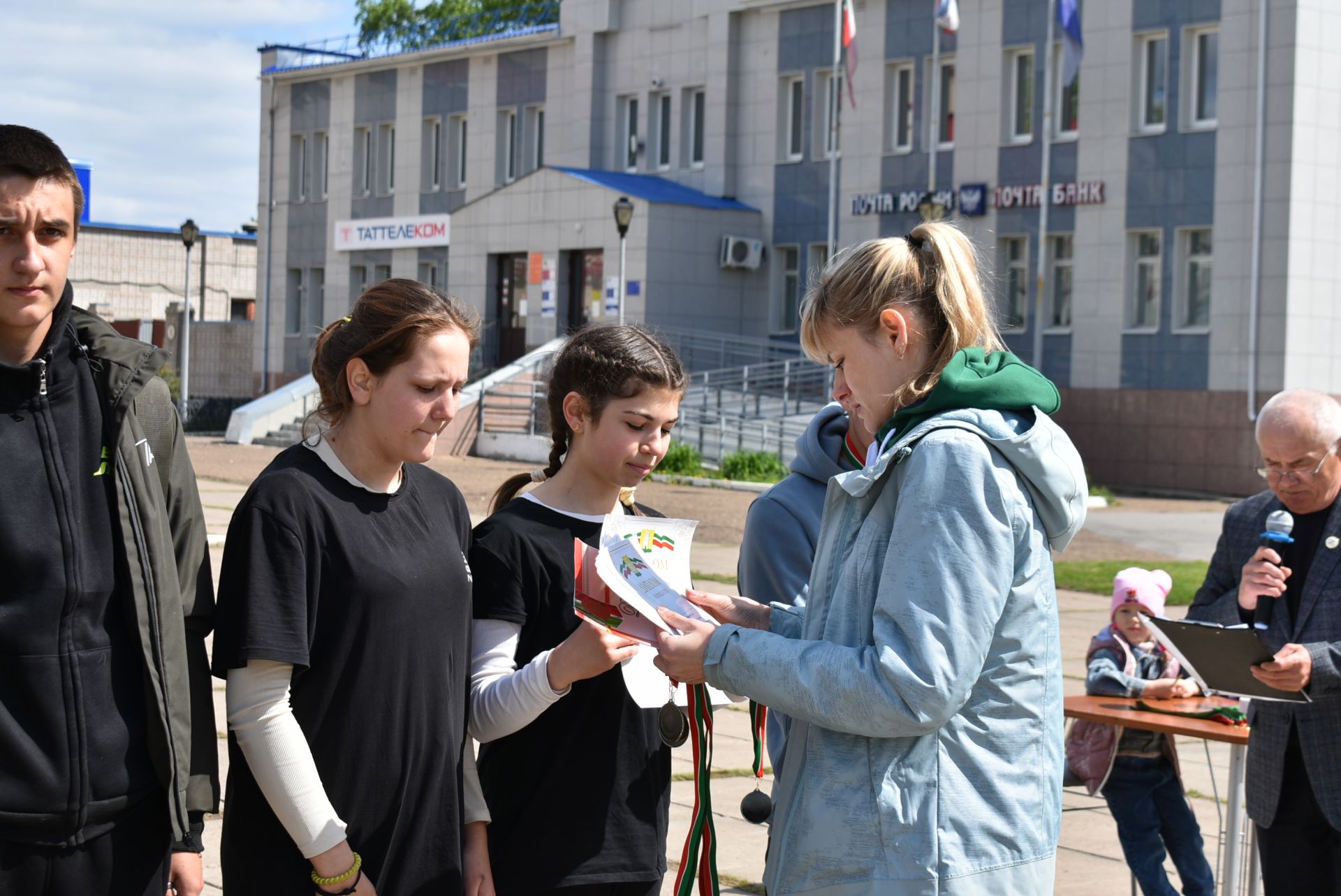 В Болгаре прошла эстафета в честь Дня Победы