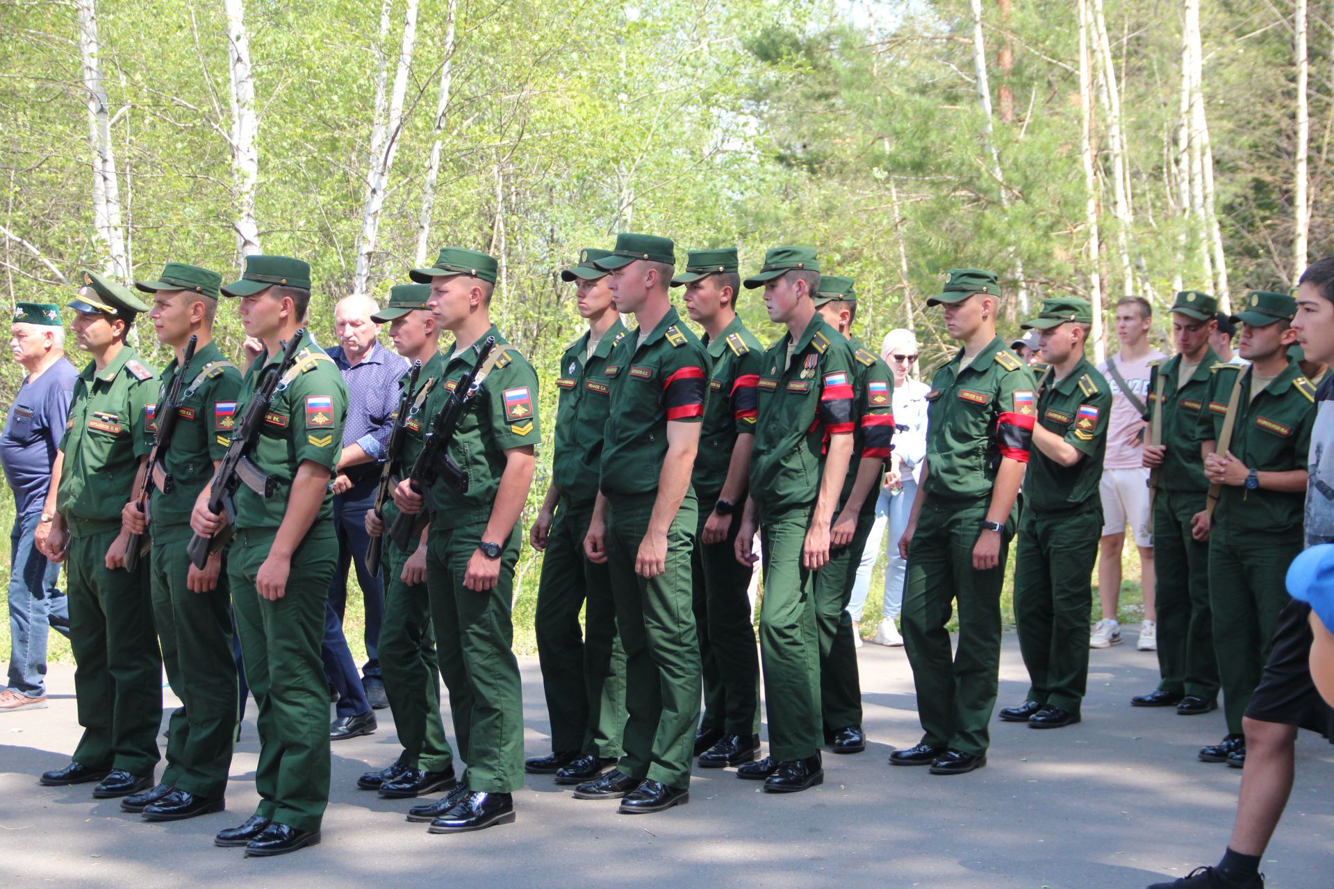 В Болгаре простились с героем, погибшим в зоне СВО