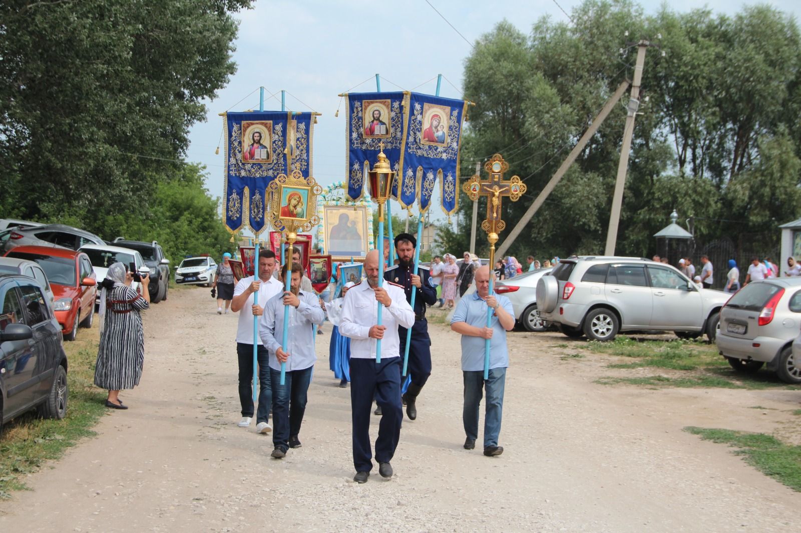 В селе Три Озера прошёл традиционный крестный ход