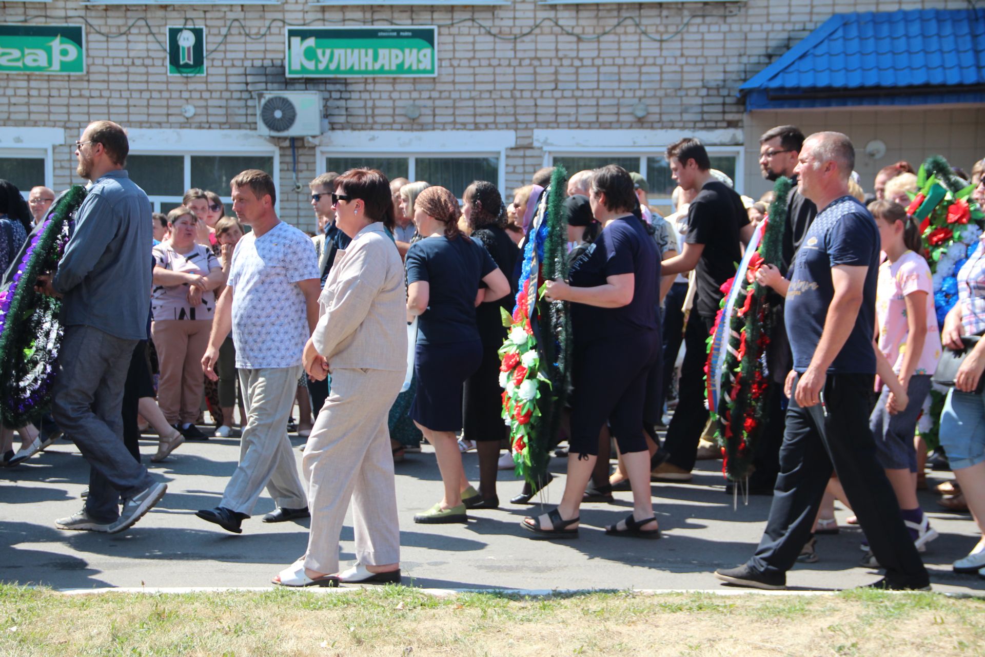 В Болгаре простились с погибшими в СВО Олегом Бельбасовым и Евгением Николаевым