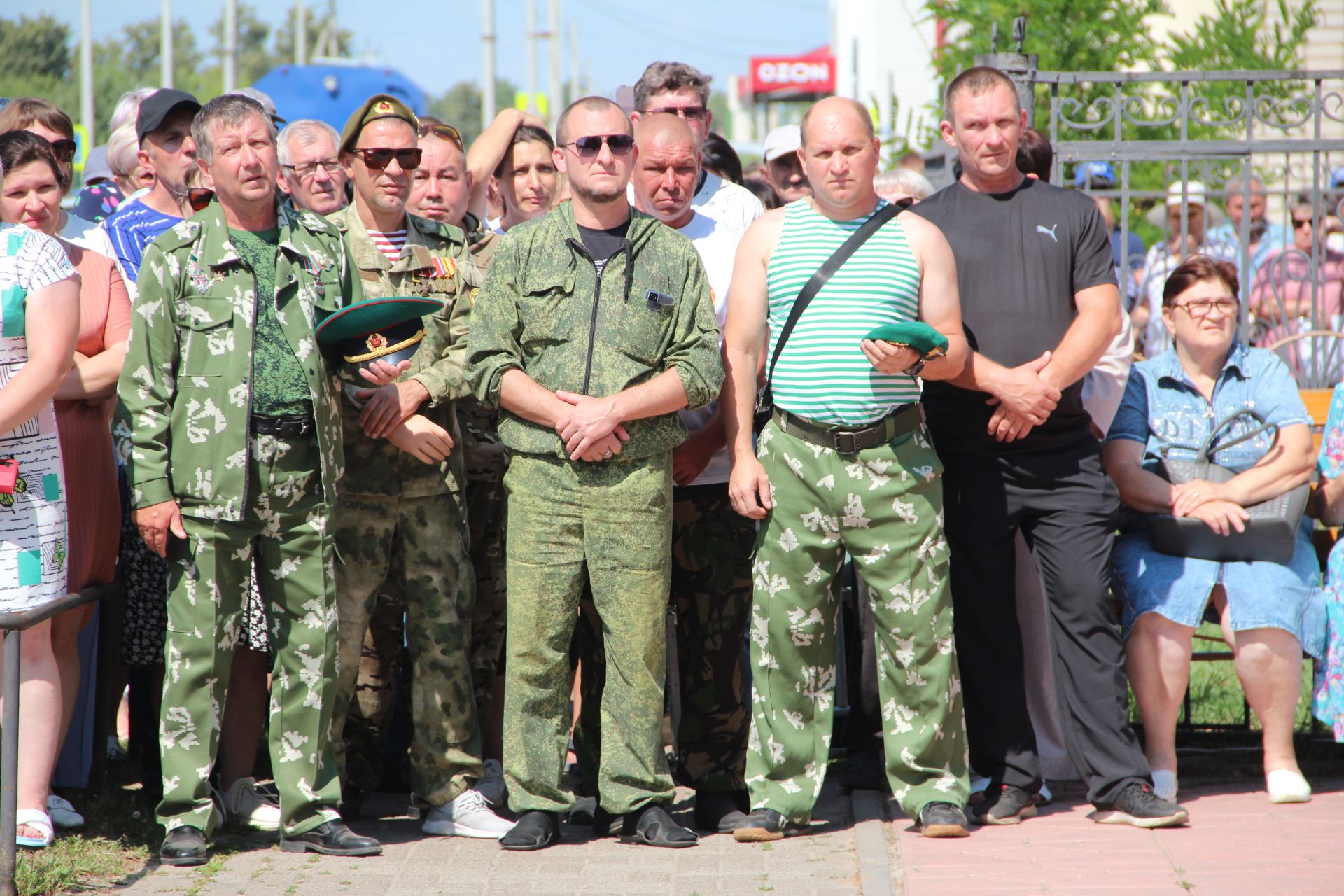 В Болгаре простились с погибшими в СВО Олегом Бельбасовым и Евгением Николаевым