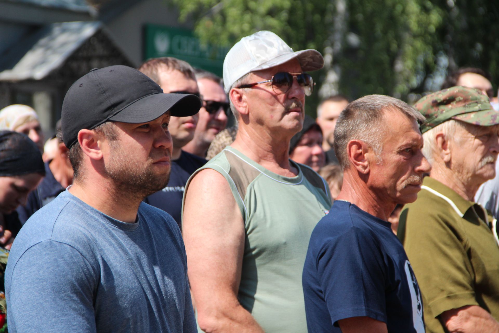 В Болгаре простились с погибшими в СВО Олегом Бельбасовым и Евгением Николаевым