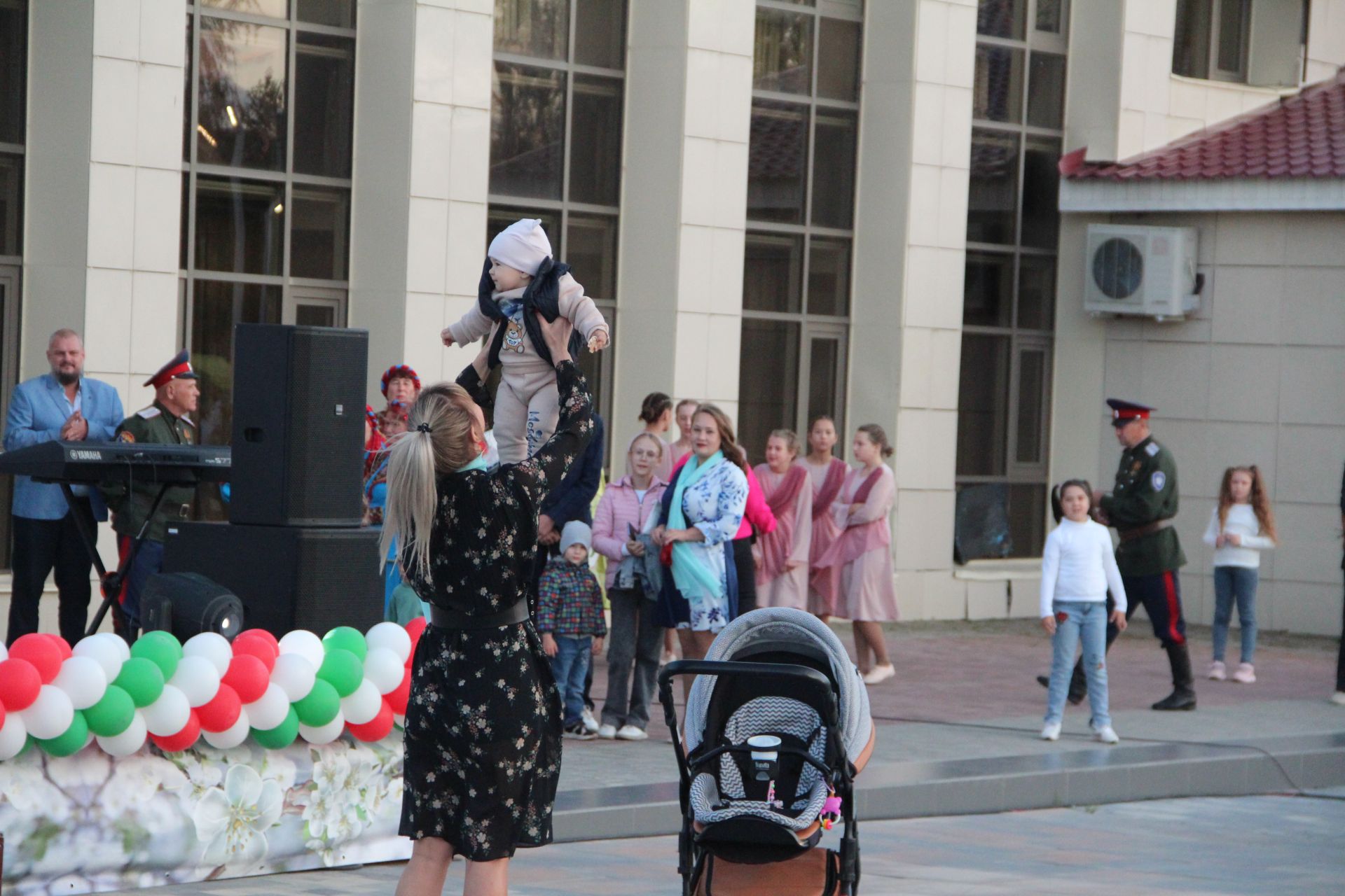 В Болгаре отметили День города и День республики