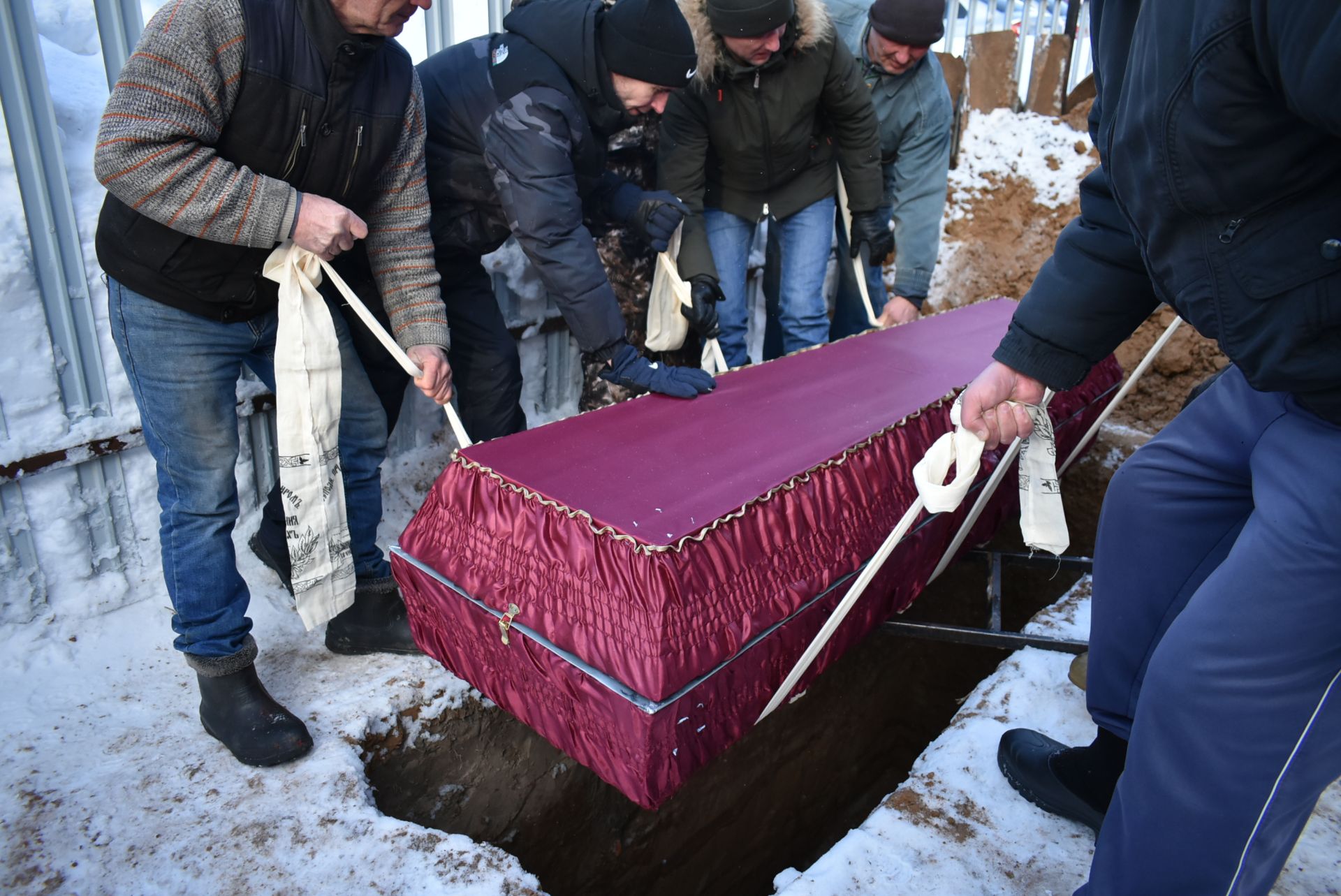 В Болгаре простились с погибшим бойцом СВО Алексеем Кошкиным
