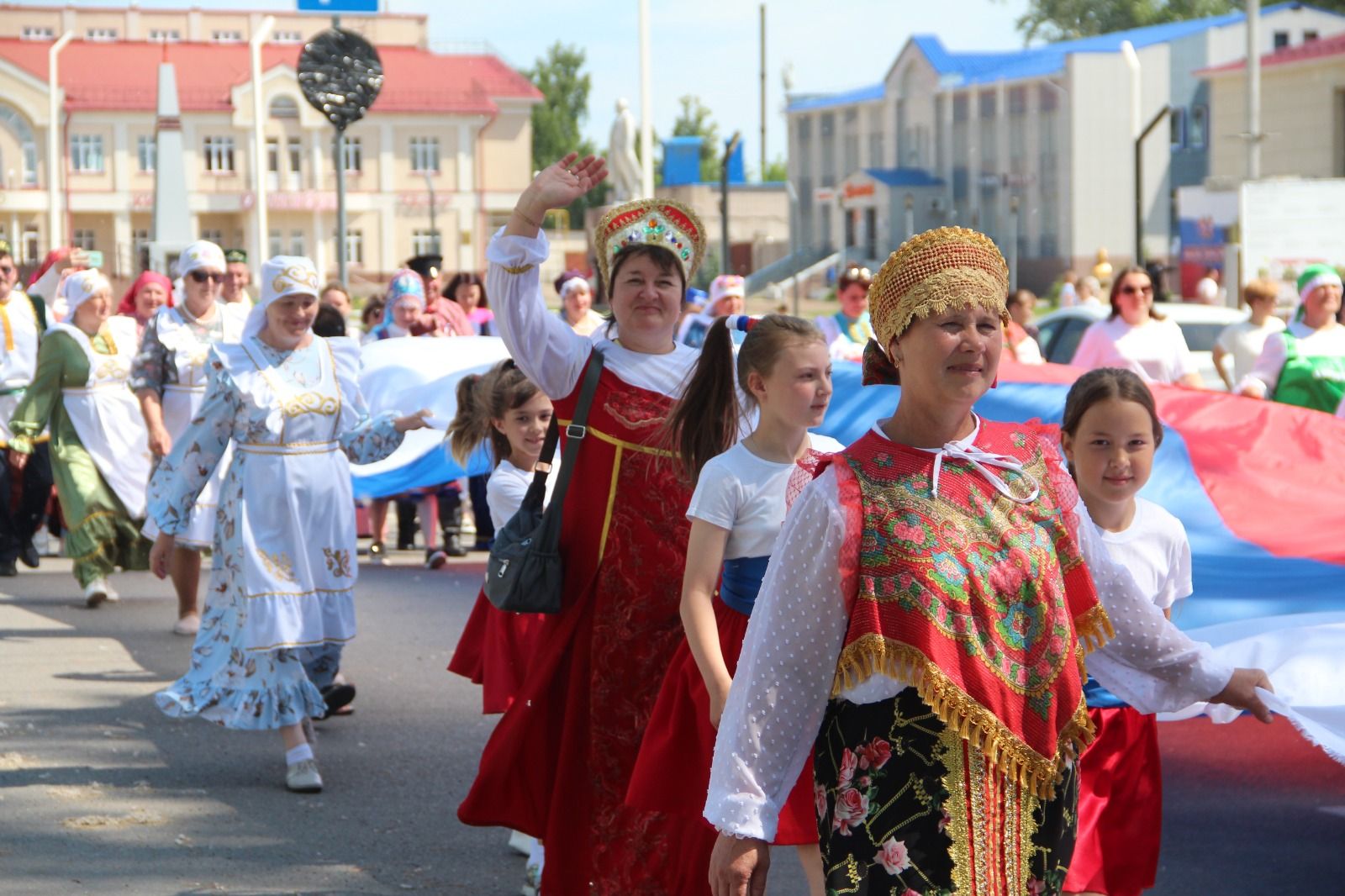 В Болгаре отметили День России