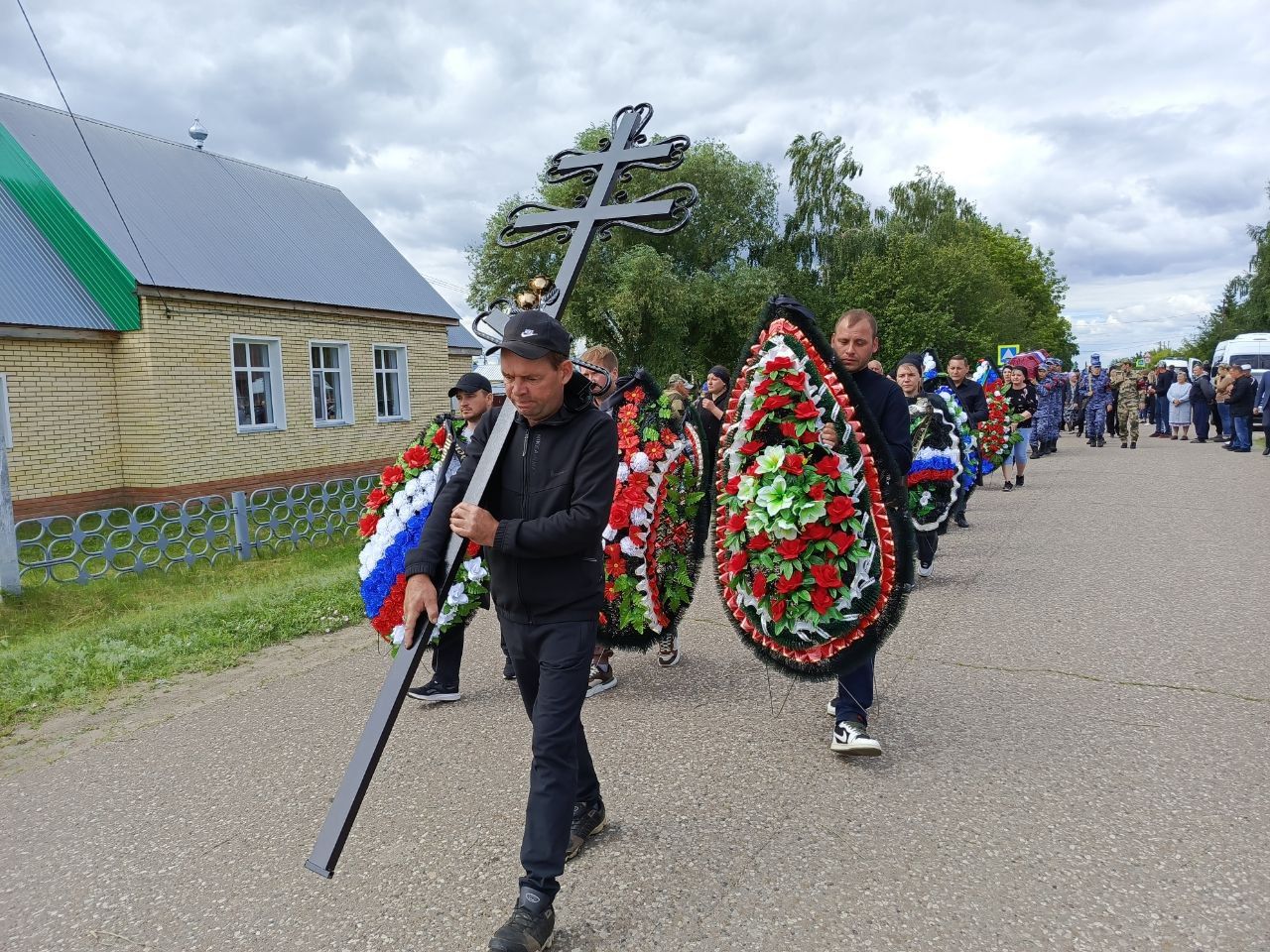 В селе Куралово простились с погибшим в зоне СВО бойцом Алексеем Герасимовым