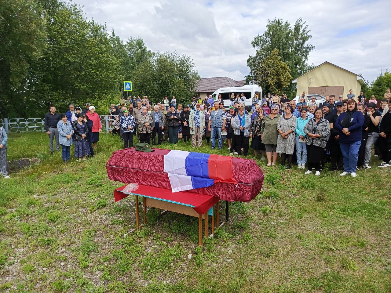 В селе Куралово простились с погибшим в зоне СВО бойцом Алексеем Герасимовым