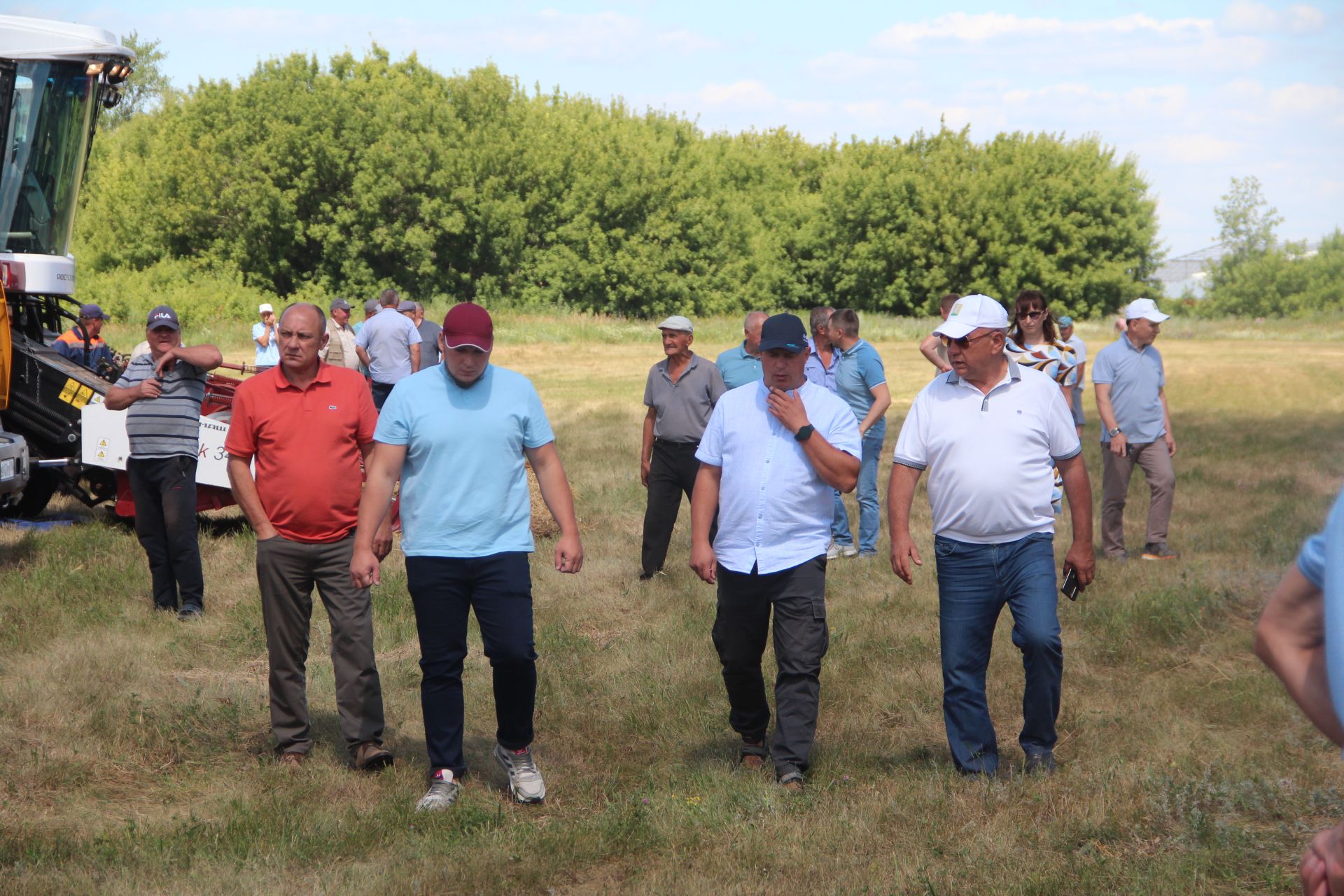 В Спасском районе прошёл традиционный Парад комбайнов