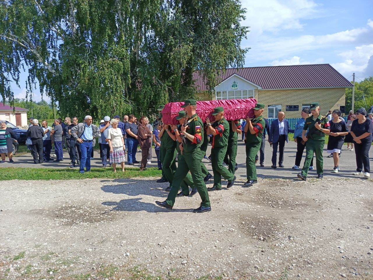 В Красной Слободе простились с погибшим бойцом СВО Шумковым Михаилом Витальевичем