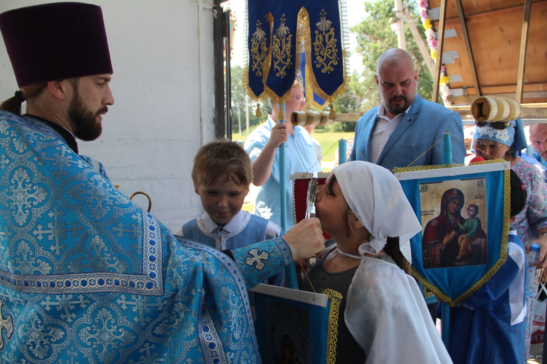 В селе Три Озера прошёл Крёстный Ход