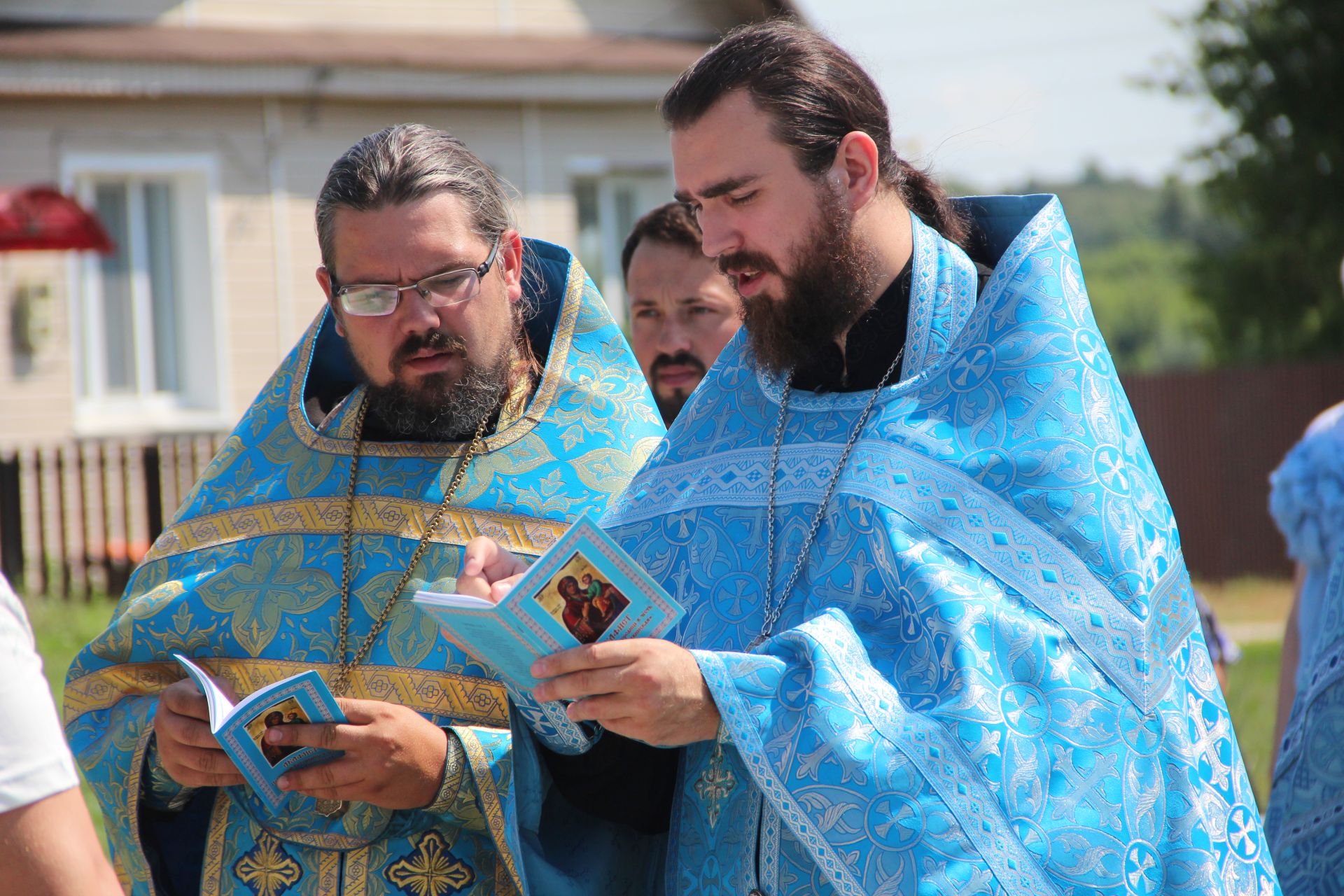 В селе Три Озера прошёл Крёстный Ход