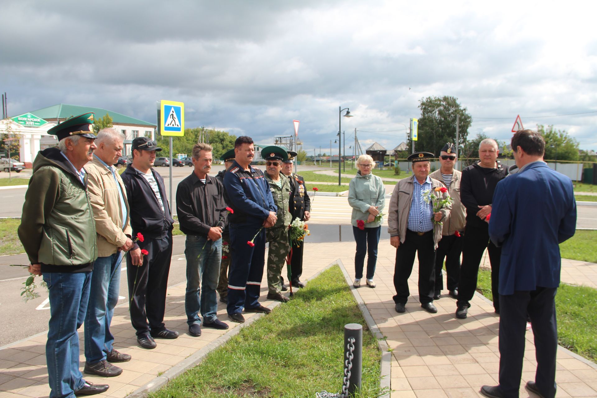 В Болгаре прошёл митинг памяти погибших на подлодке "Курск"