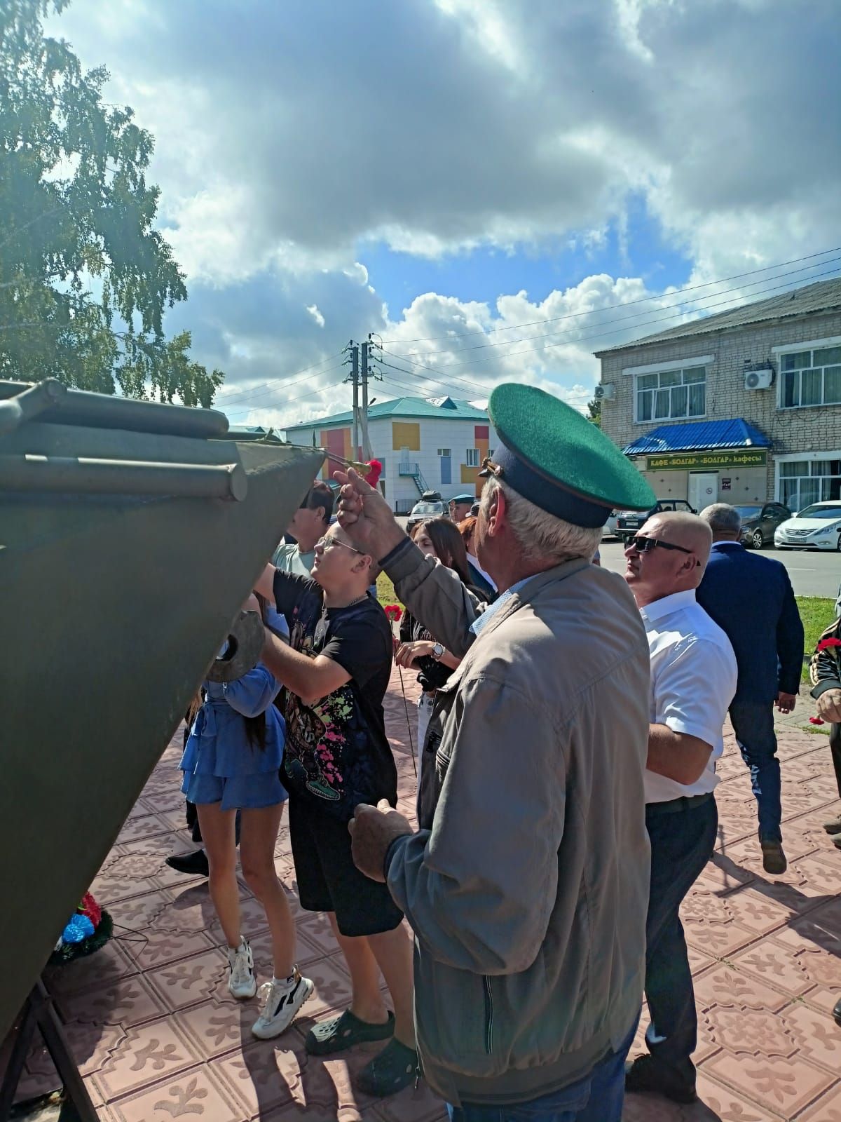 В Болгаре прошёл митинг, посвящённый Дню ВДВ