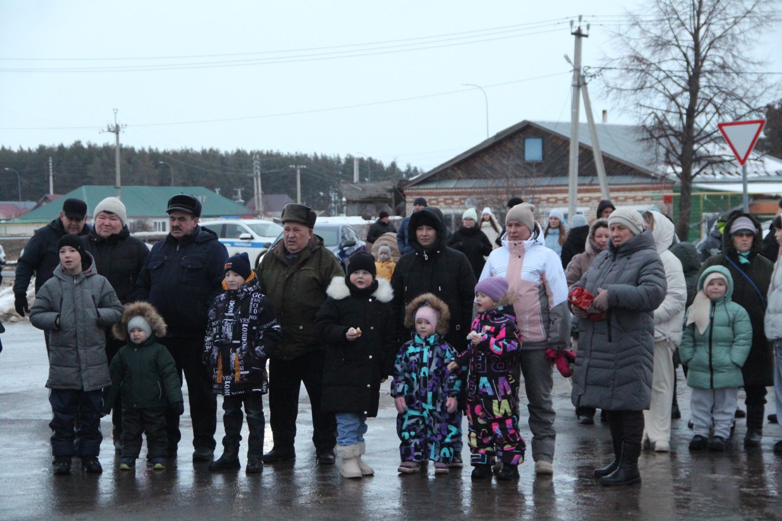 Новогодний праздник прошёл в Спасском участке ОАО «Алексеевскдорстрой»