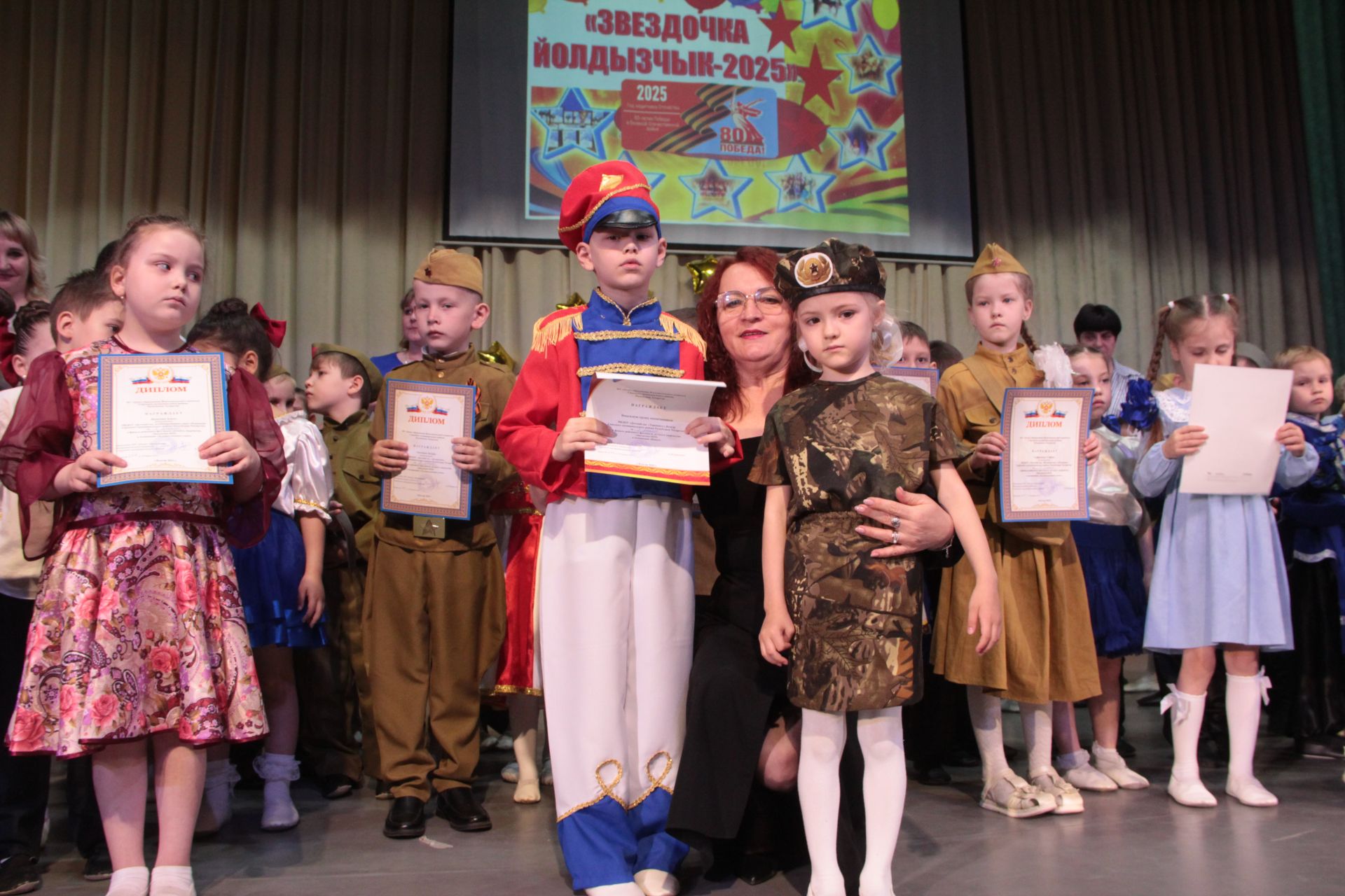 Юные звёздочки блистали на сцене РДК