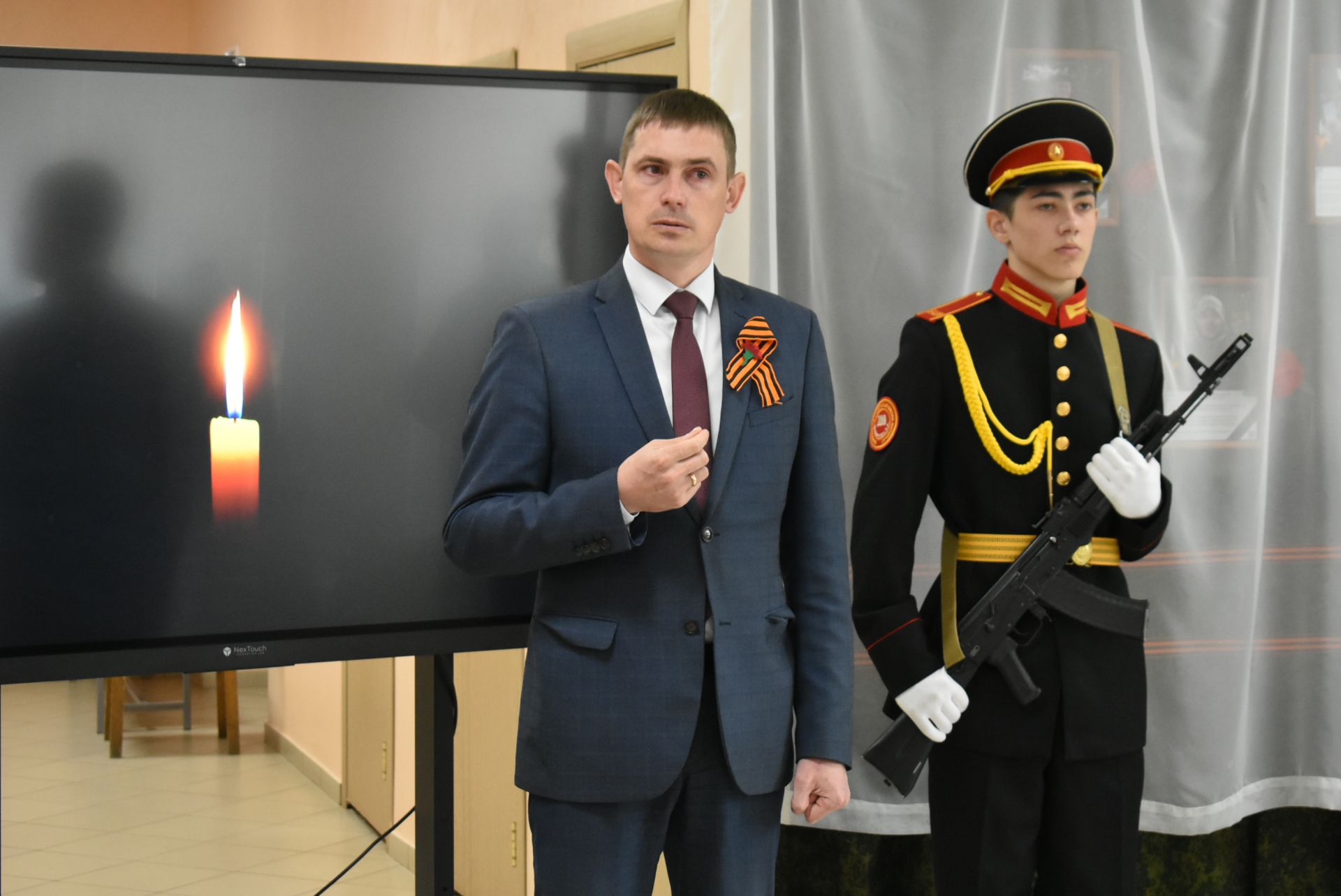 В Болгарской школе для детей с ОВЗ появилась «Стена памяти», посвящённая погибшим участникам СВО