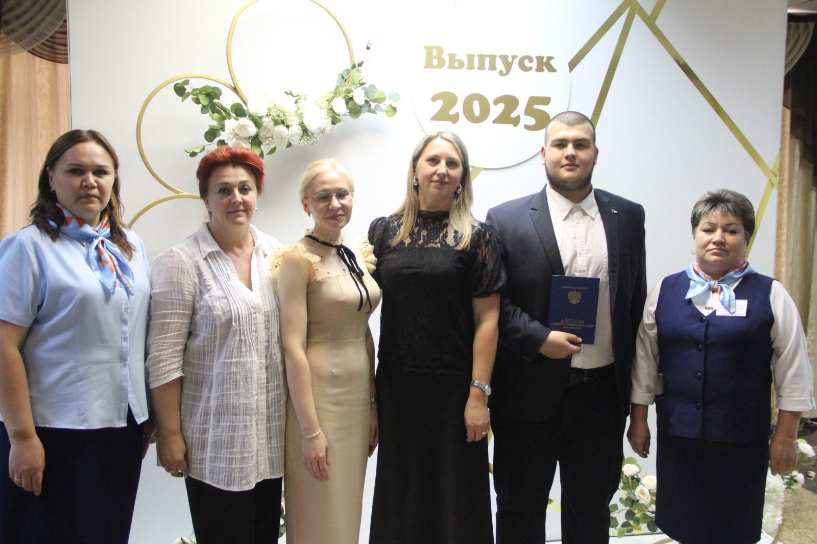 Студенты Спасского техникума получили дипломы об окончании учебного заведения