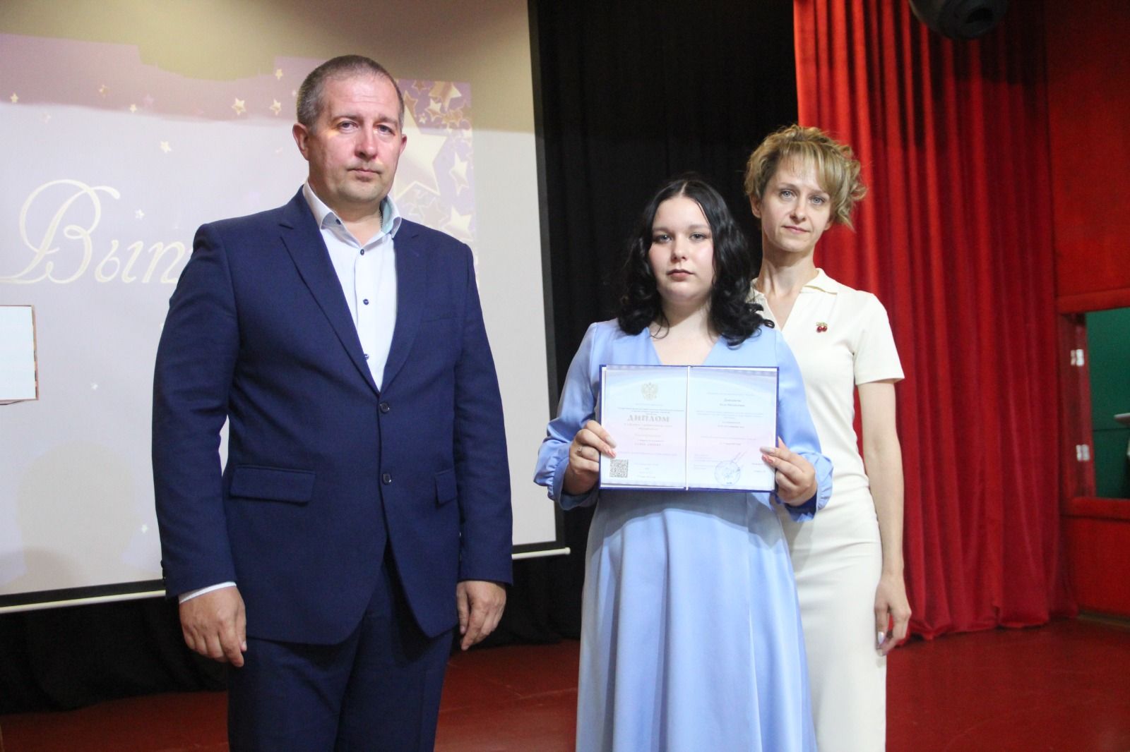 Студенты Спасского техникума получили дипломы об окончании учебного заведения