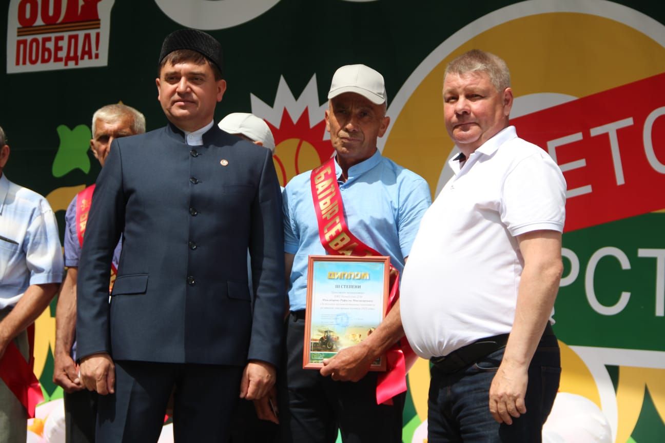 В Болгаре прошёл традиционный татарский праздник "Сабантуй".