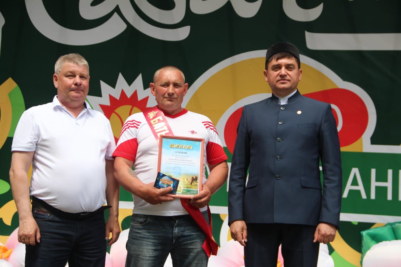 В Болгаре прошёл традиционный татарский праздник "Сабантуй".