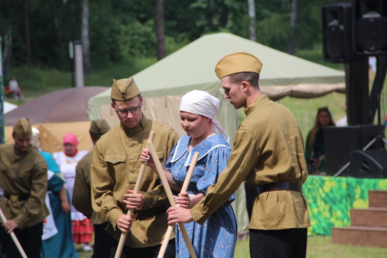 В Болгаре прошёл традиционный татарский праздник "Сабантуй".
