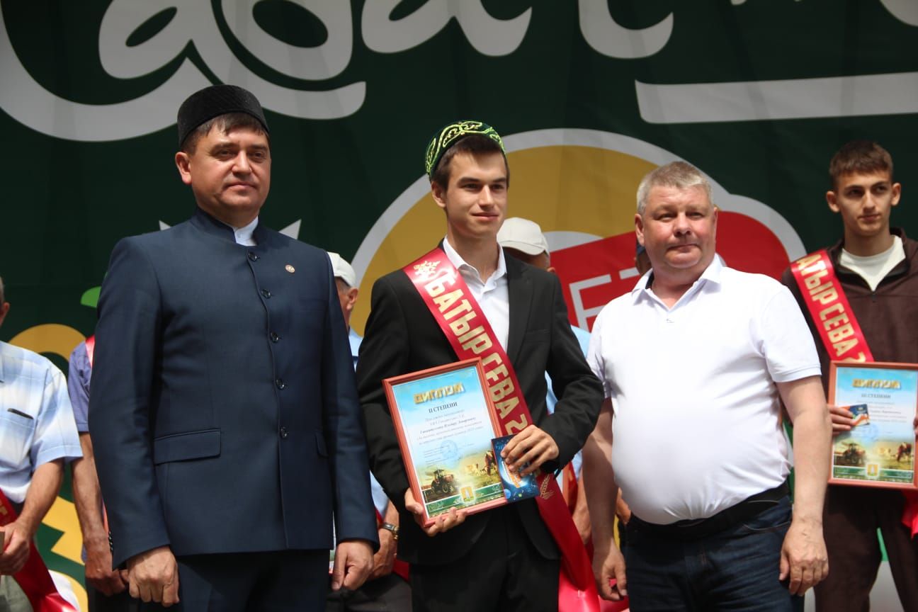 В Болгаре прошёл традиционный татарский праздник "Сабантуй".