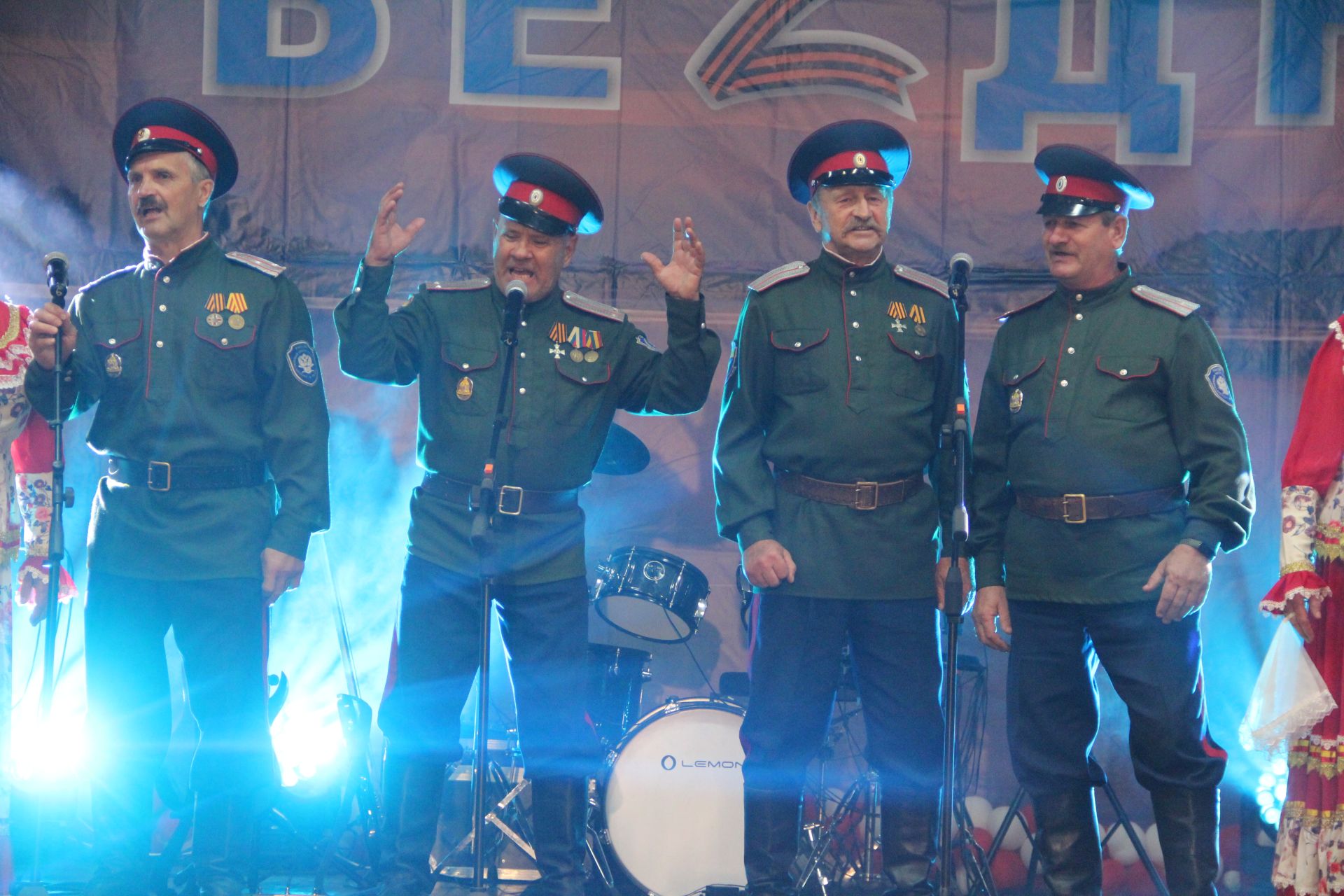 Фестиваль поисковой и военно-патриотической песни "Река Бездна- 2026" собрал на сцене Никольского СДК десятки артистов