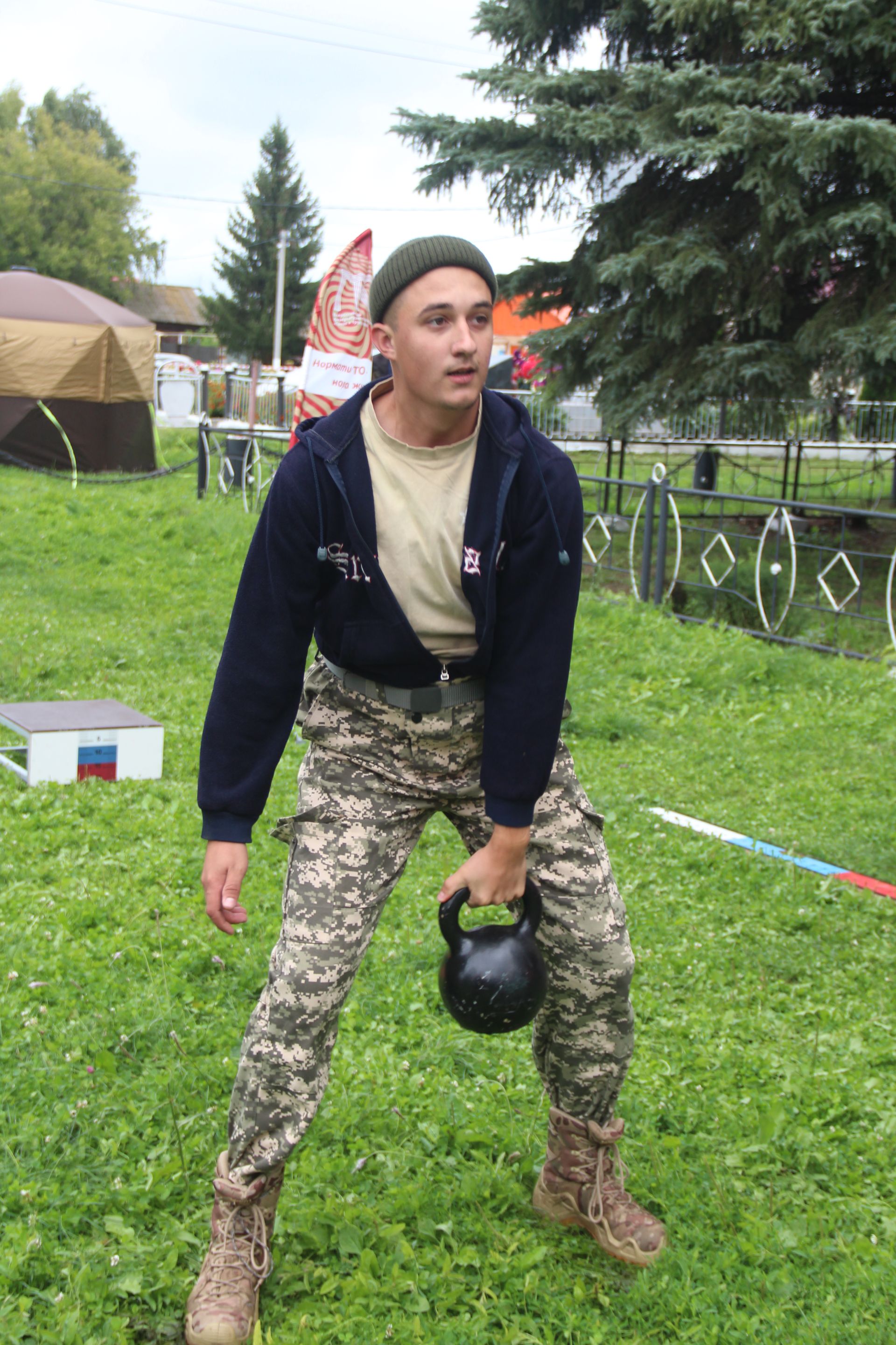 В селе Никольское состоялось открытие фестиваля поисковой и военно-патриотической песни "Река Бездна-2026"