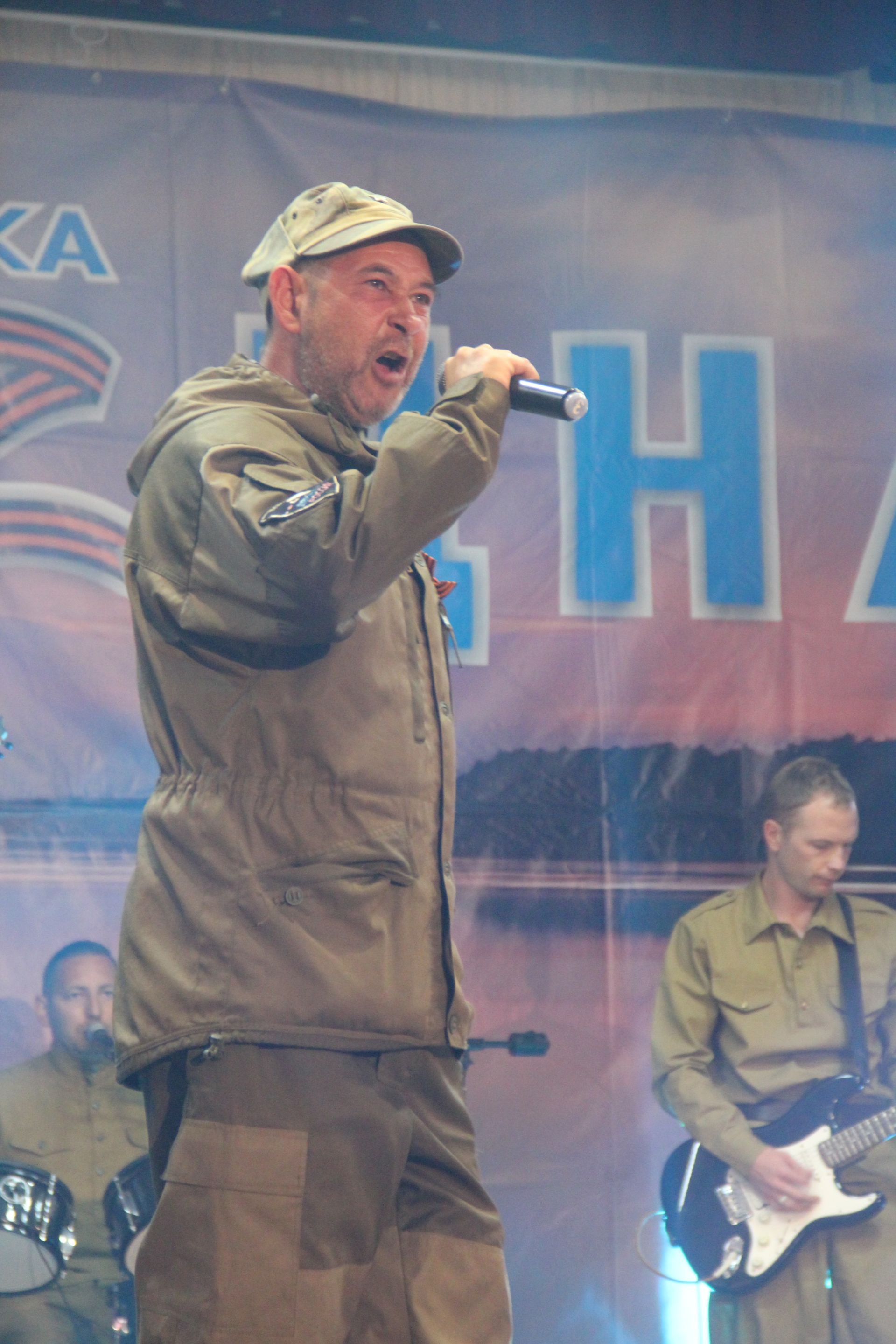 Фестиваль поисковой и военно-патриотической песни "Река Бездна- 2026" собрал на сцене Никольского СДК десятки артистов