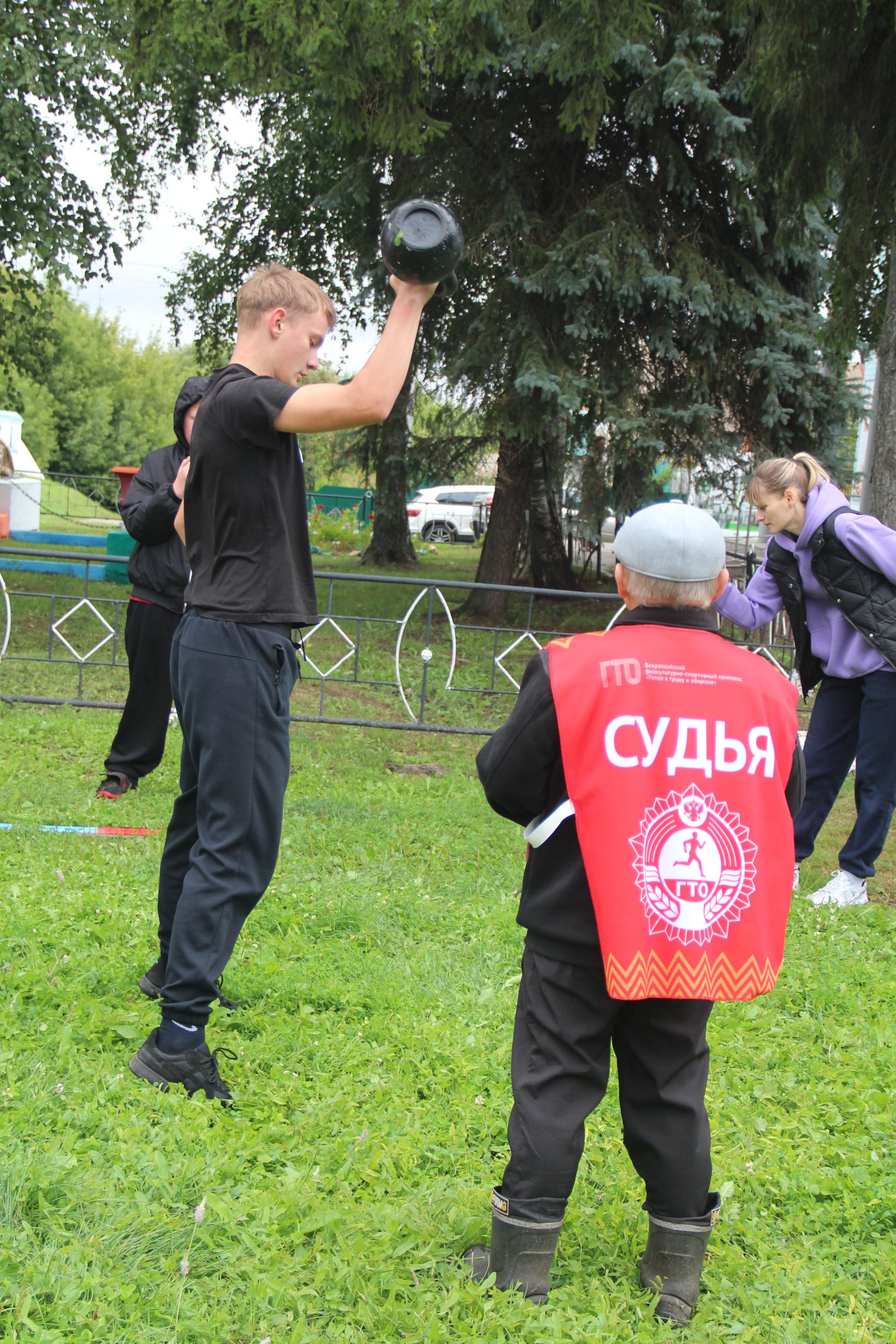 В селе Никольское состоялось открытие фестиваля поисковой и военно-патриотической песни "Река Бездна-2026"