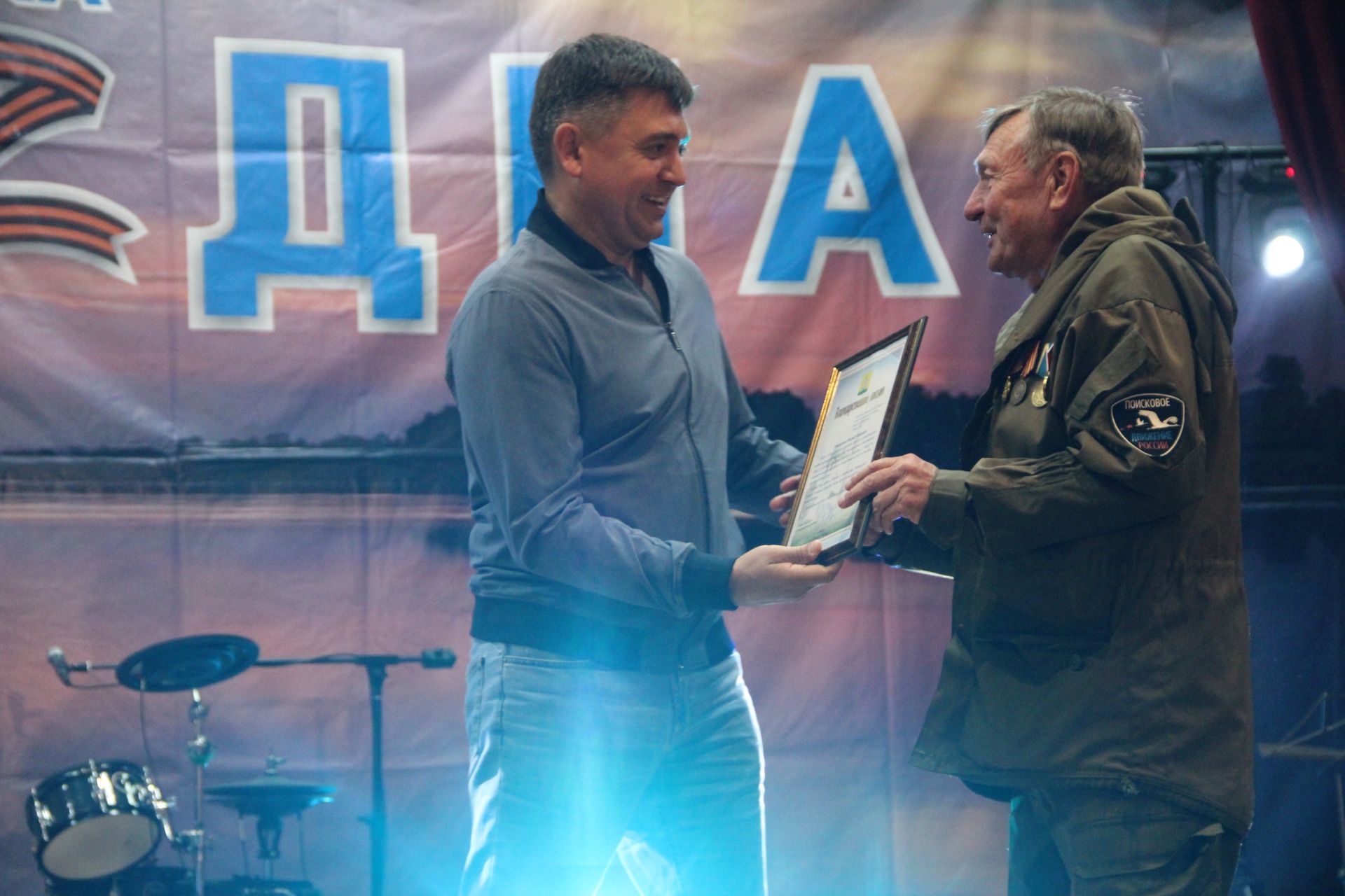 Фестиваль поисковой и военно-патриотической песни "Река Бездна- 2026" собрал на сцене Никольского СДК десятки артистов
