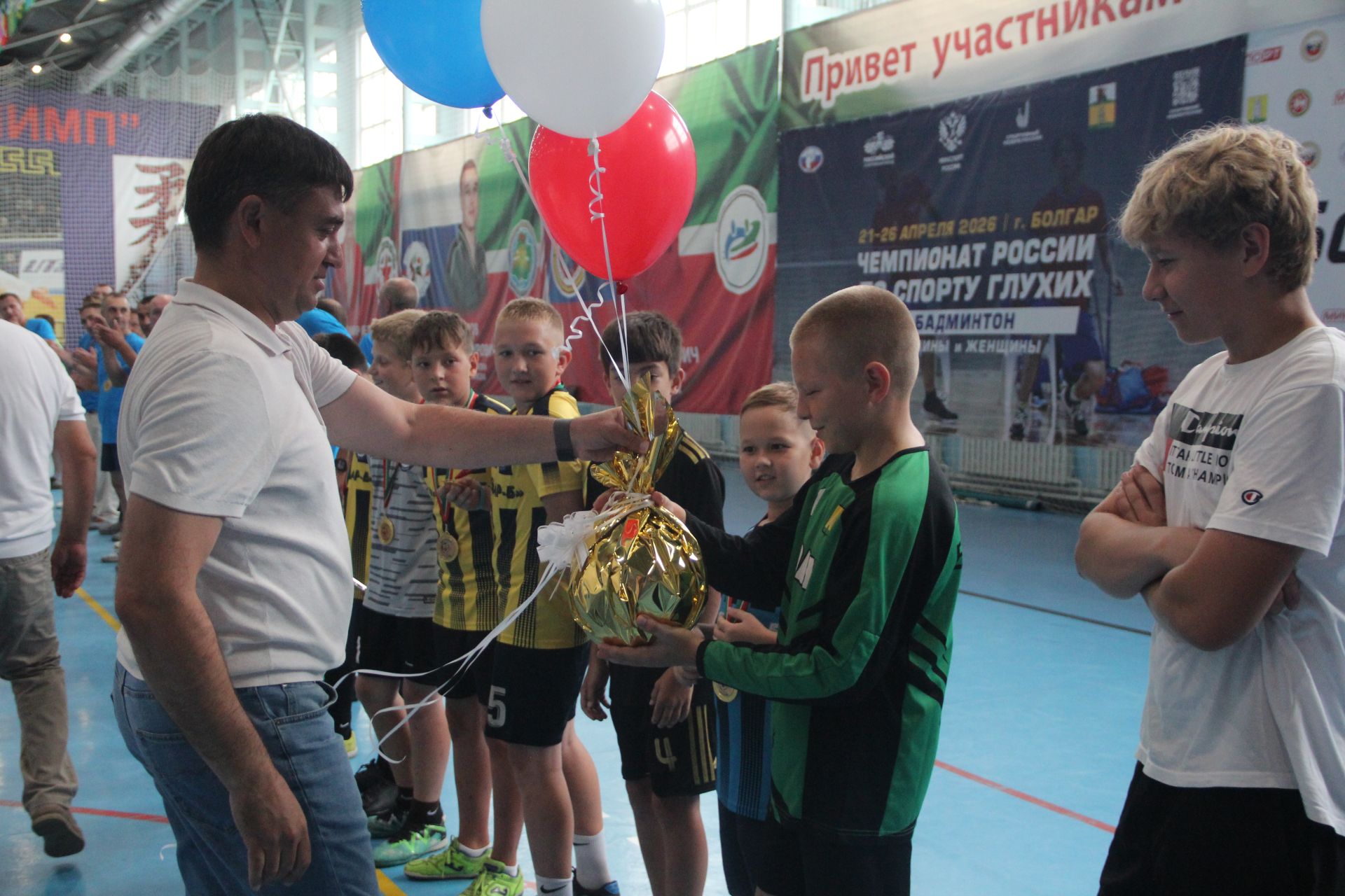 Футбольный клуб "Волна" отметил 30-летие