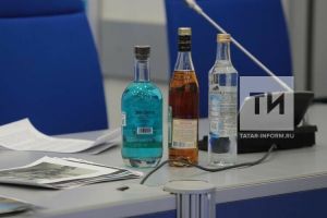 В Госсовете Татарстана предложили увеличить штрафы за незаконную торговлю алкоголем