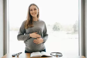 В Татарстане 100 беременных студенток получили больше 8 миллионов