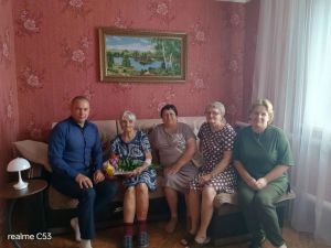 Жительницу Спасского района поздравили с 90-летним юбилеем