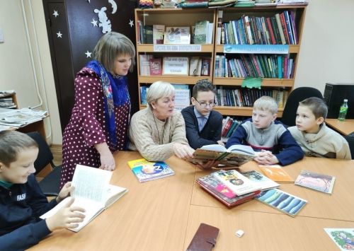 В Иж-Борискинской библиотеке проведён час защиты Земли