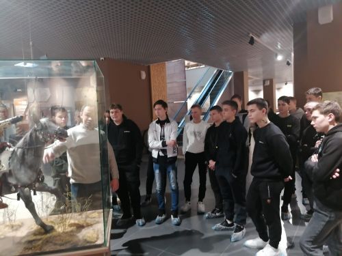 Для студентов Спасского техникума провели музейно-образовательное занятие «Роль экскурсии в сохранении истории»