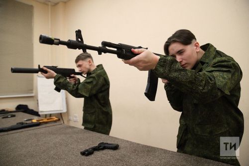 В Казани стартовали сборы по основам военной службы «Авангард» для десятиклассников
