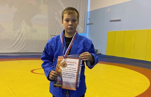 Спасский самбист занял призовое место на соревнованиях в Кукморе