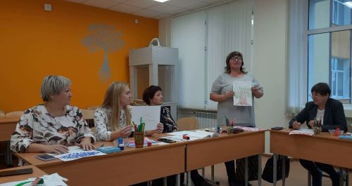 В Болгарской первой школе прошёл тренинг «Взаимодействие школы и семей участников СВО»