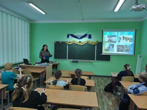 В Болгарской первой школе прошло интерактивное мероприятие «Народные забавы»