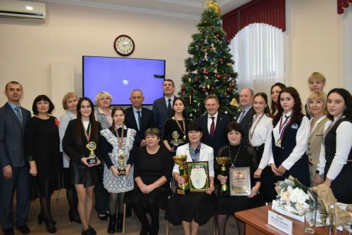 В Казани наградили победителей XI Олимпиады школьников по защите прав потребителей