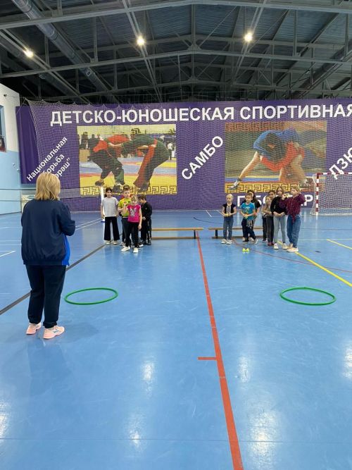 В Болгаре прошли «Весёлые старты» по бадминтону