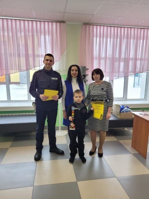 В первой школе Болгара подвели итоги конкурса «Дорожный светофор»