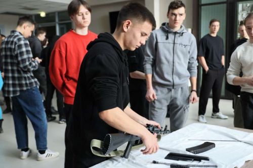 В Поволжском университете стартовал цикл соревнований по военно-прикладным видам спорта