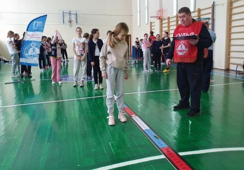 Школьники Болгарской средней школы №2 сдали нормы ГТО