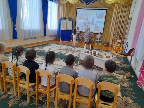 Для воспитанников детсада «Родничок» провели интерактивное мероприятие «Болгар древний – город дивный»