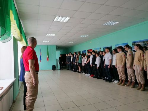 Юнармейскому отряду Болгарской средней школы №1 присвоено имя героя Советского Союза