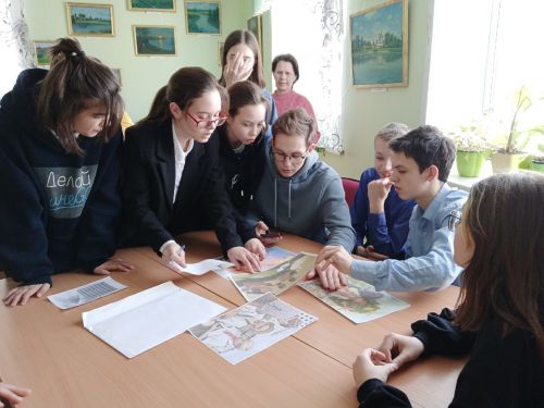 В Никольской библиотеке провели квиз «В центре внимания -  книга»