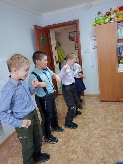 Для несовершеннолетних получателей соцуслуг Болгара провели викторину «Что ты знаешь о своём здоровье»